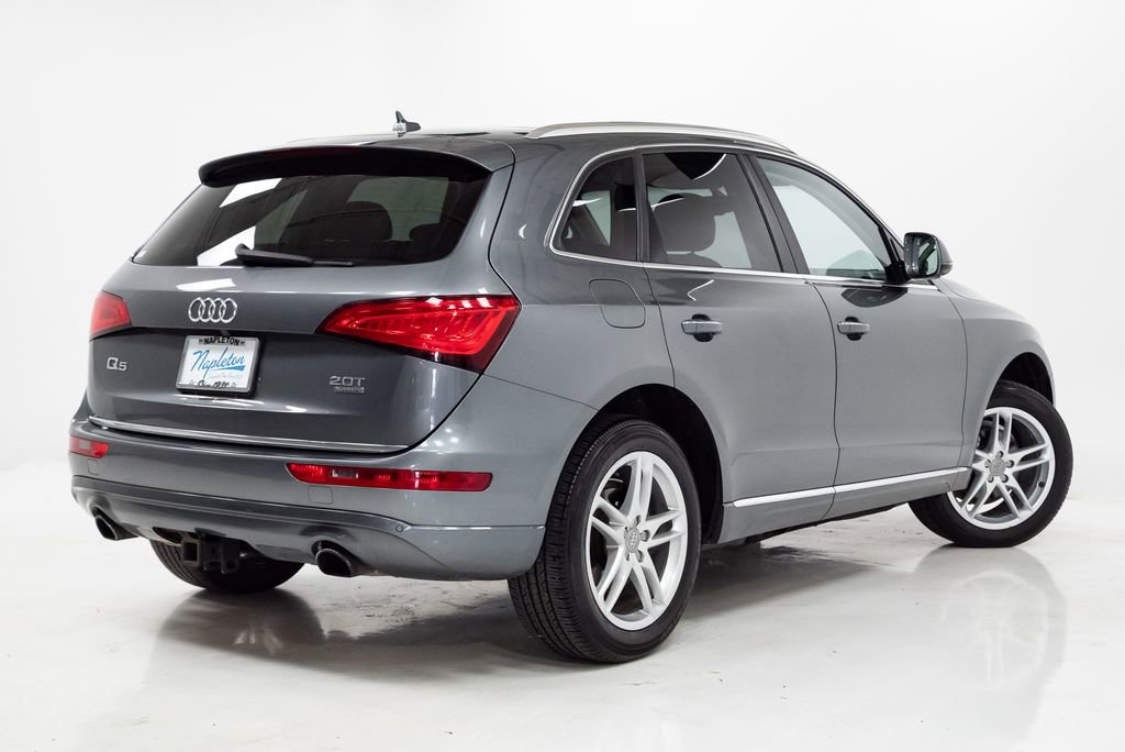 Used 2016 Audi Q5 2.0T Premium Plus AWD/4WD image 30