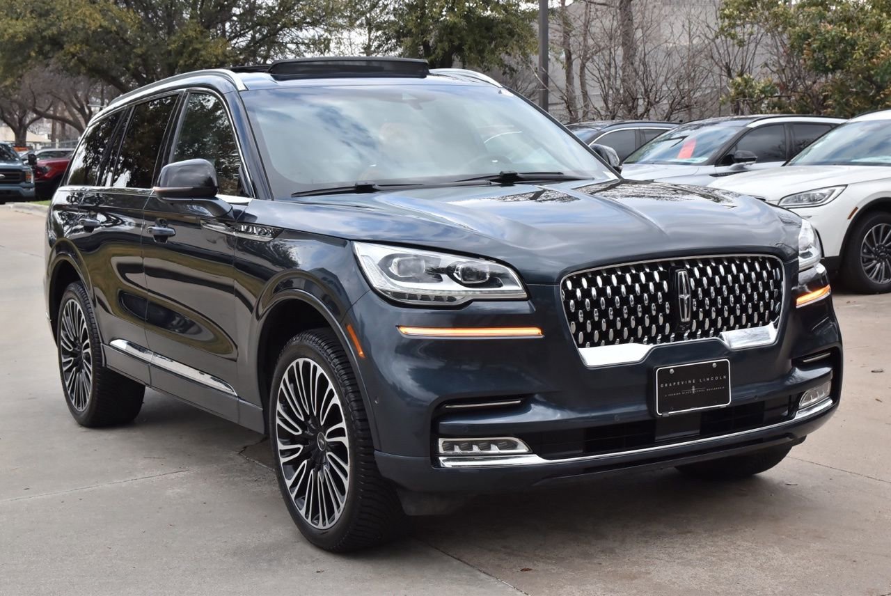 Used 2024 Lincoln Aviator Black Label w/ Dynamic Handling Package image 4
