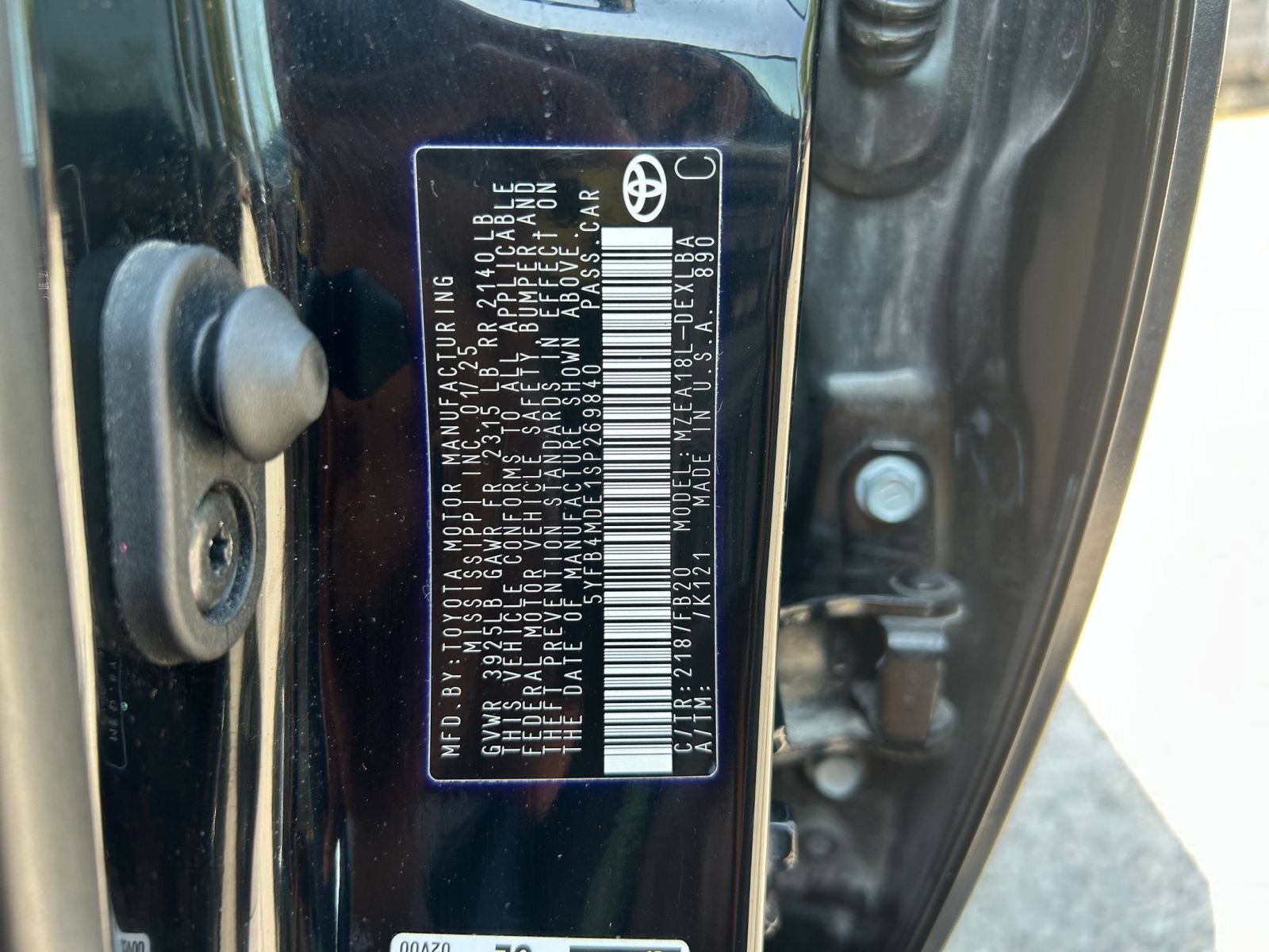 Used 2025 Toyota Corolla LE FWD image 23