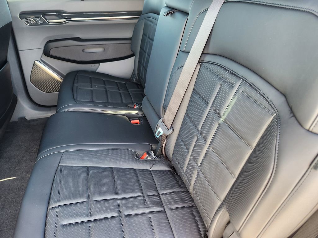 New 2026 Kia EV9 Land w/ Nightfall Edition Package image 10