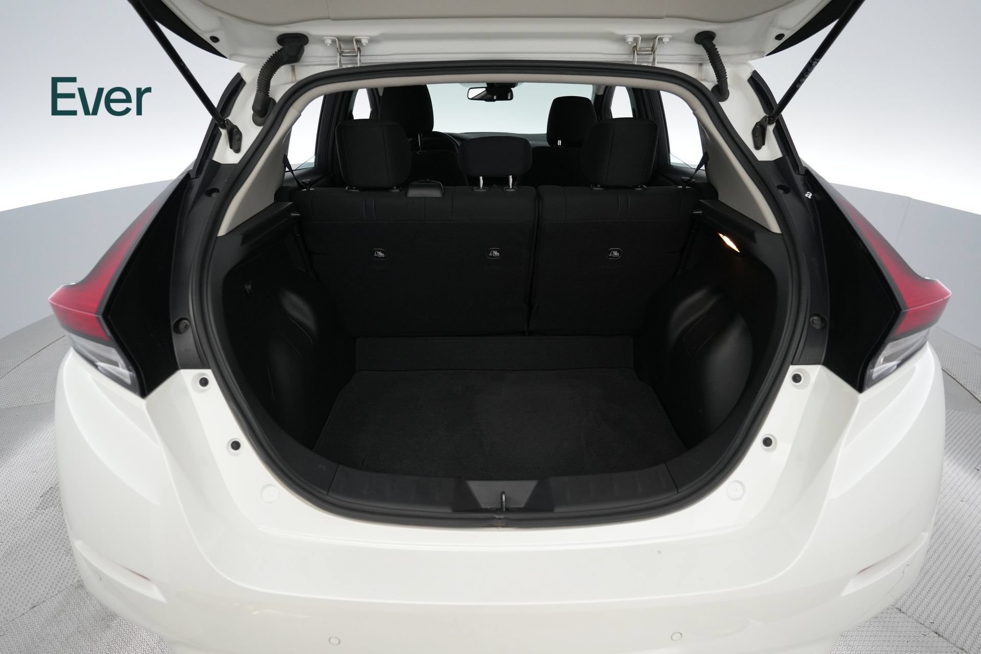 Used 2024 Nissan Leaf SV Plus FWD image 8