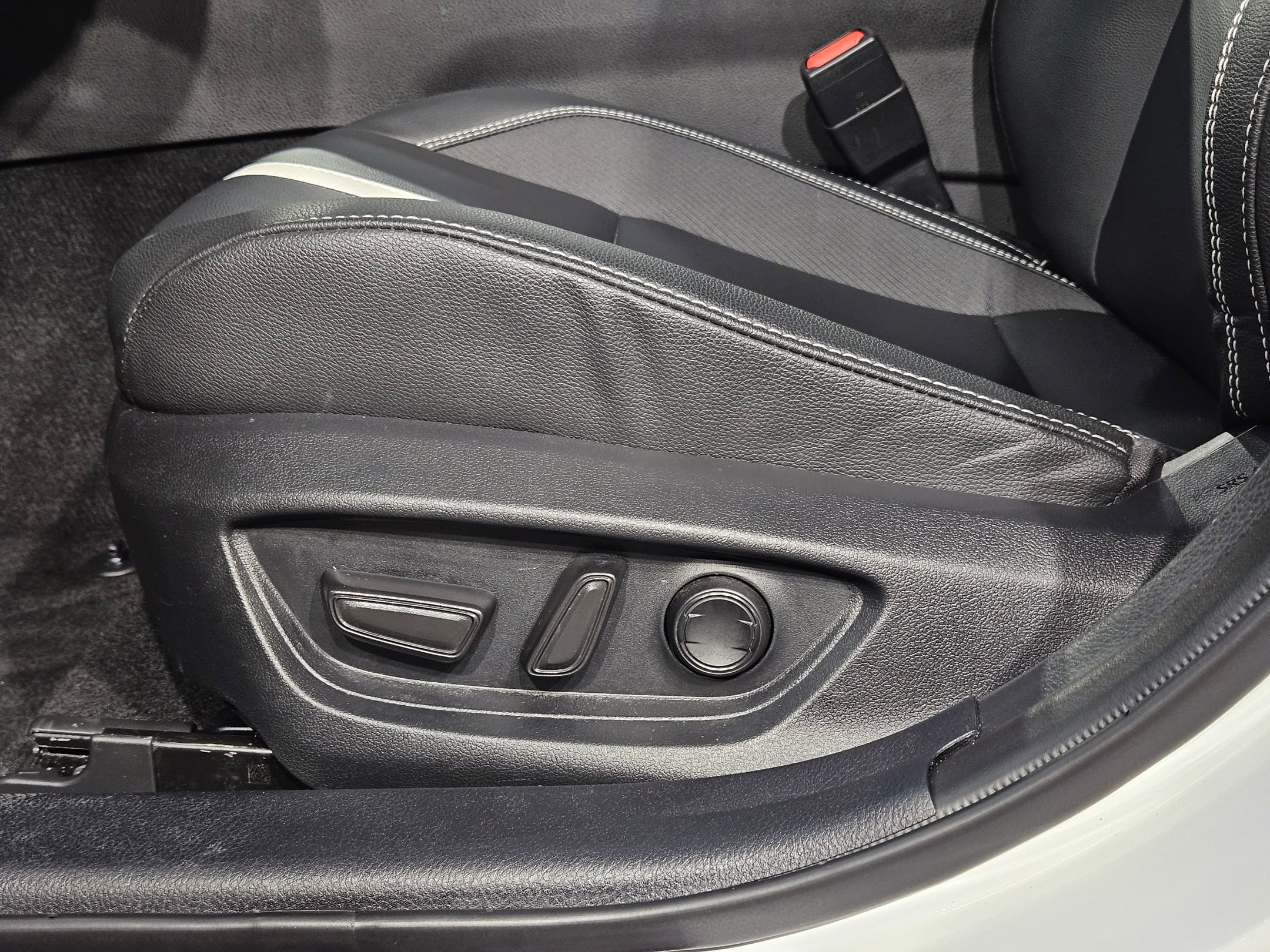Certified 2025 Toyota Camry SE image 23