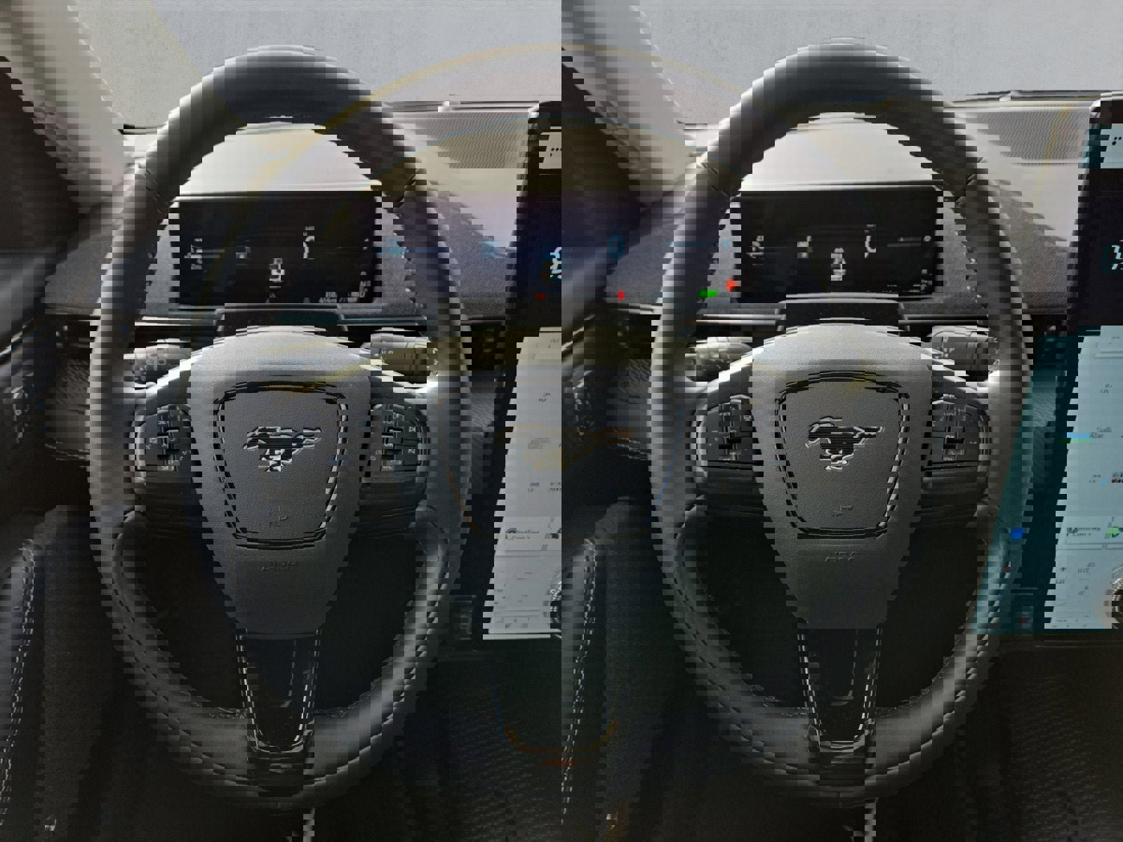 Certified 2025 Ford Mustang Mach-E Premium image 13