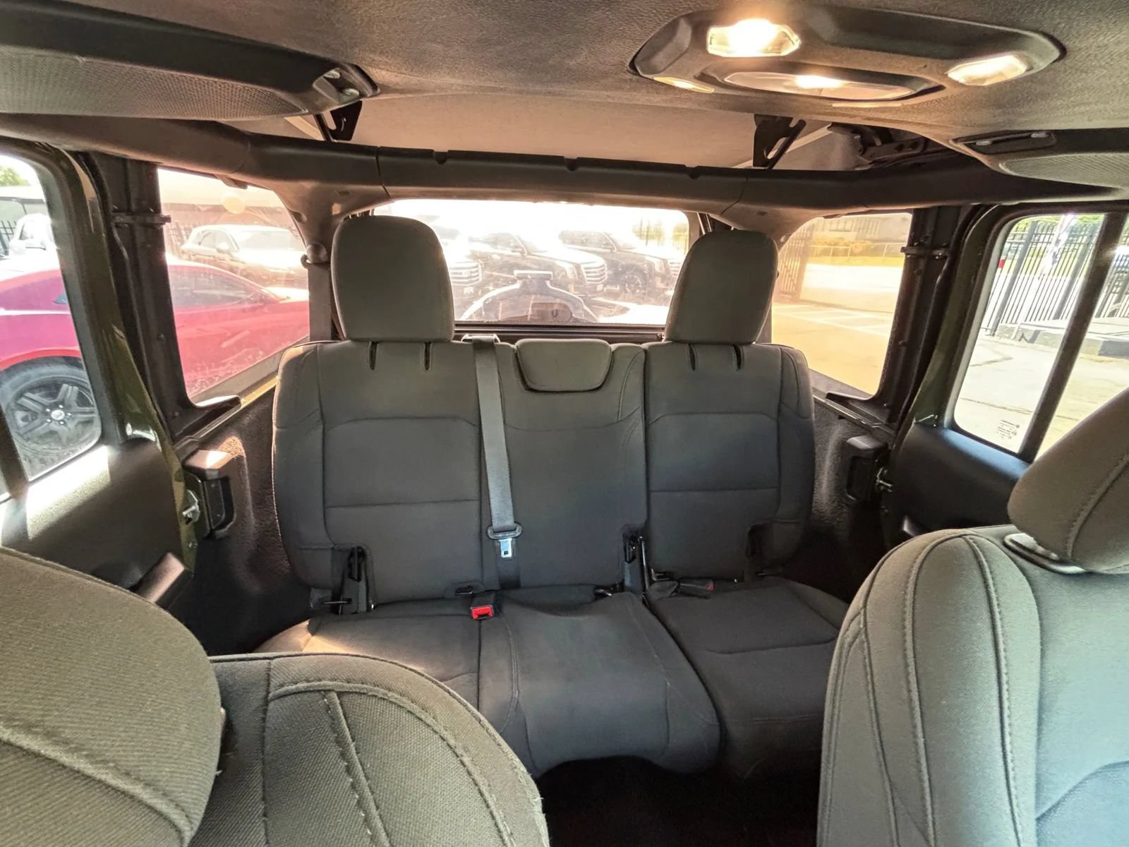 Used 2021 Jeep Wrangler Unlimited Sport AWD/4WD image 39