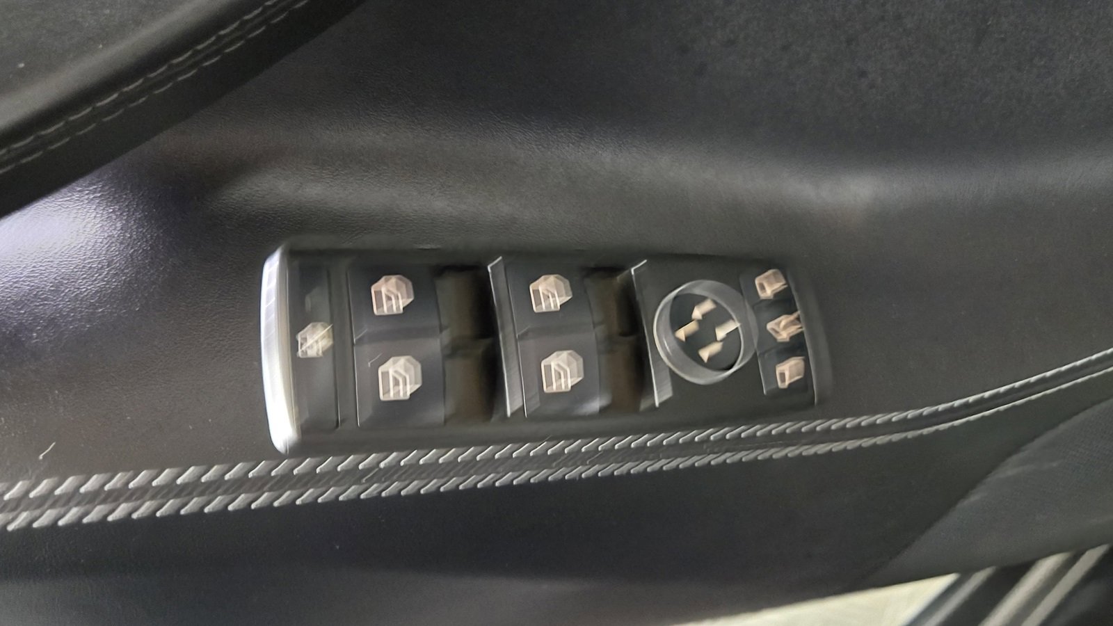 Used 2017 Tesla Model S 75D image 18