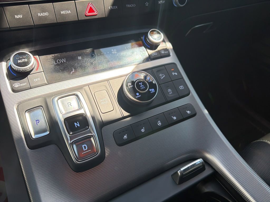 Used 2024 Hyundai Palisade Calligraphy AWD/4WD image 16
