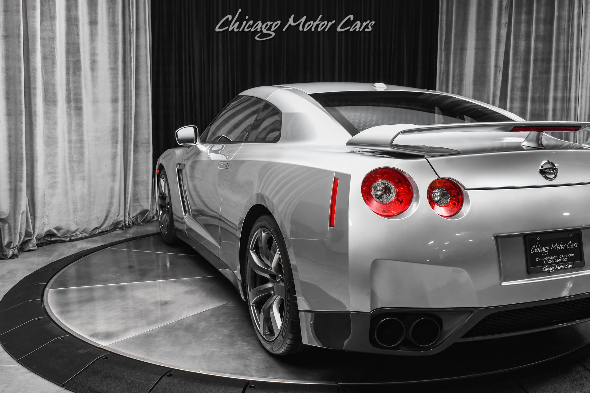 Used 2009 Nissan GT-R Premium AWD/4WD image 31
