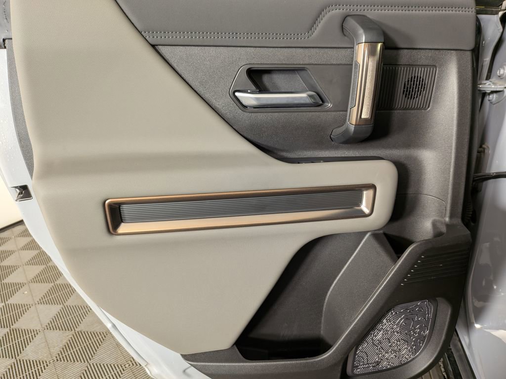 Certified 2025 GMC Hummer EV 3X image 35