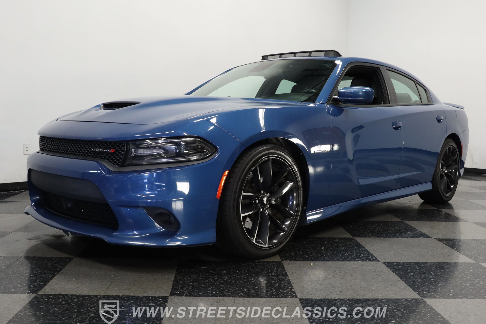 Used 2020 Dodge Charger R/T w/ Plus Group image 20