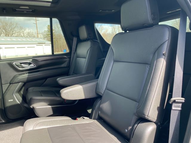 Used 2024 Chevrolet Tahoe Z71 w/ Luxury Package image 19