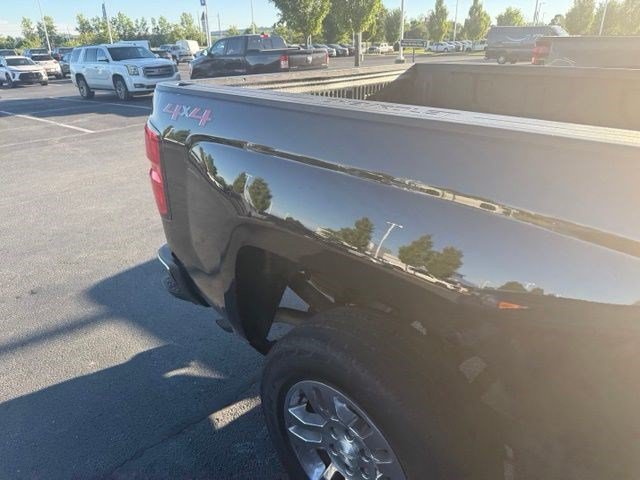 Used 2019 Chevrolet Silverado 1500 LT w/ All Star Edition AWD/4WD image 11