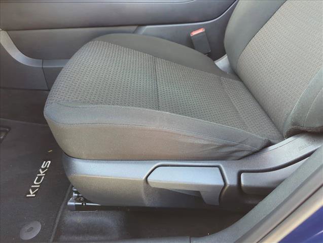 Used 2025 Nissan Kicks S FWD image 12