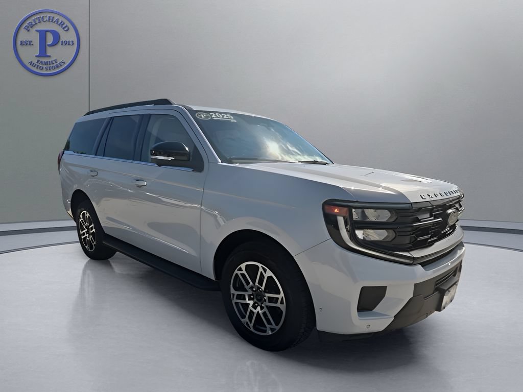 Used 2025 Ford Expedition Active