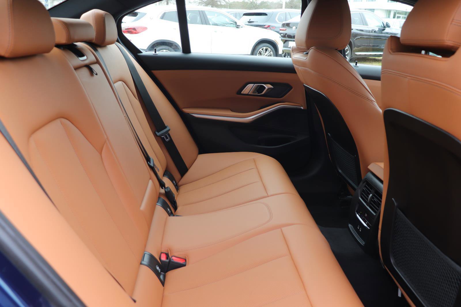 Used 2023 BMW 330i Sedan w/ Driving Assistance Package image 18