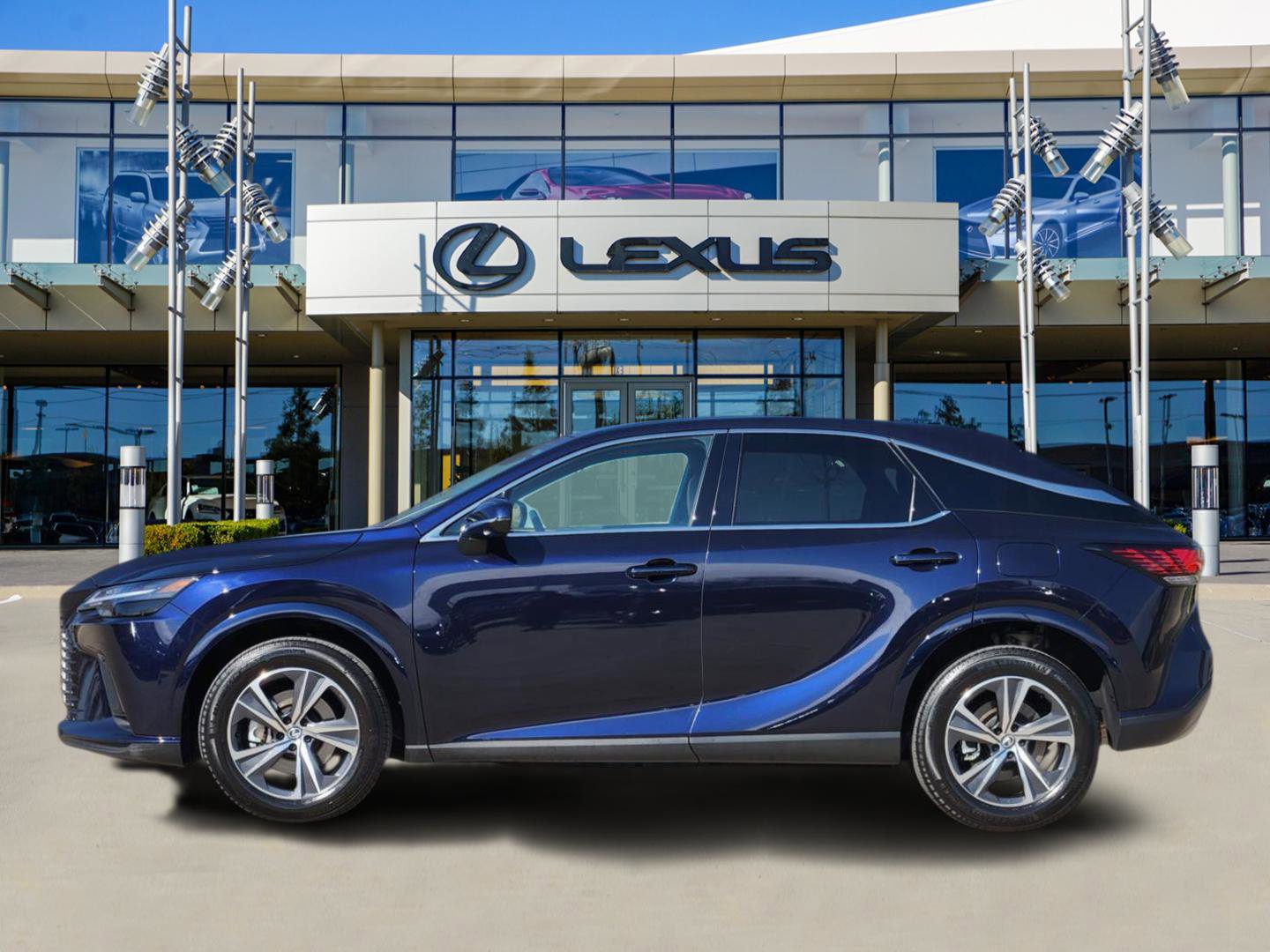 Used 2025 Lexus RX 350 FWD w/ Technology Package image 3