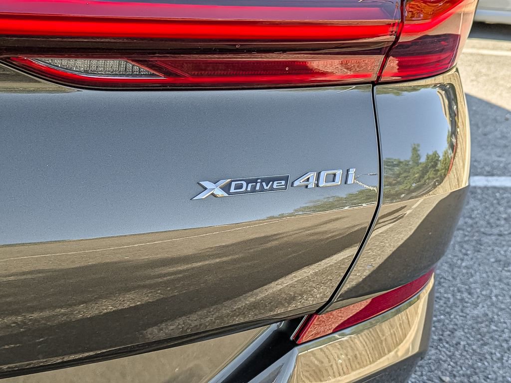 New 2026 BMW X6 xDrive40i image 6