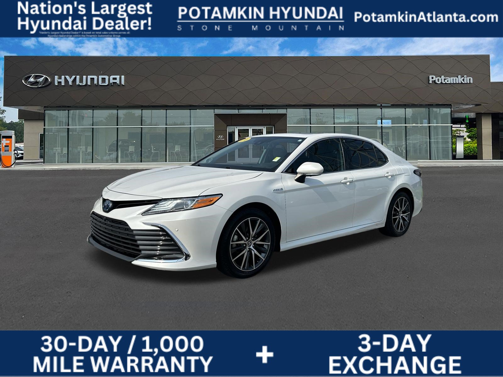Used 2021 Toyota Camry XLE w/ Navigation Upgrade Package