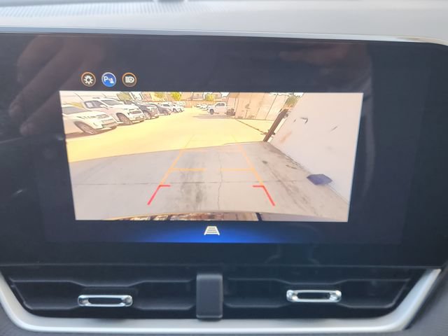 Used 2026 Chevrolet Equinox LT FWD image 6