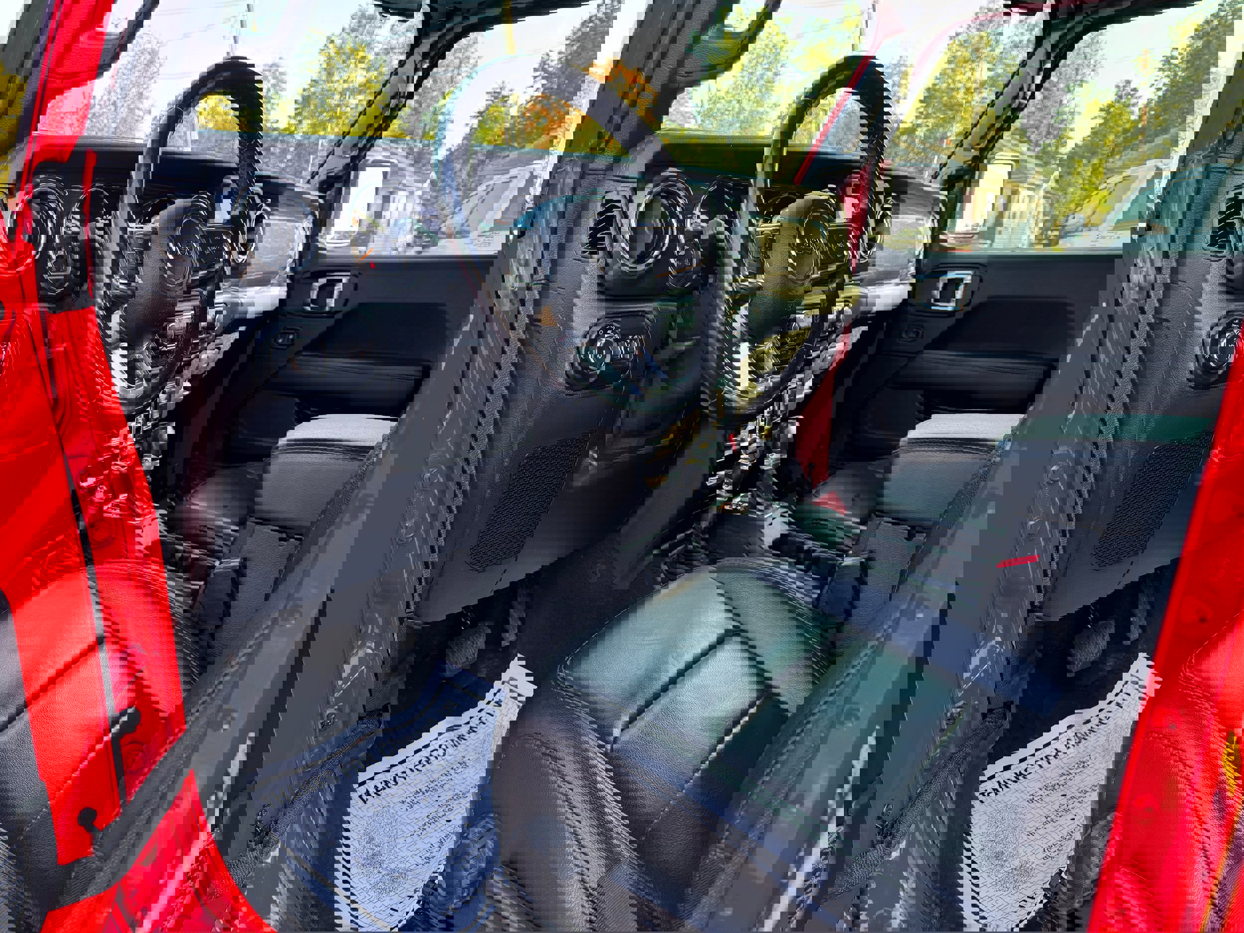 Used 2021 Jeep Wrangler Unlimited Sahara image 11