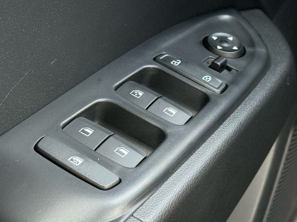New 2026 Hyundai Venue SEL FWD image 15