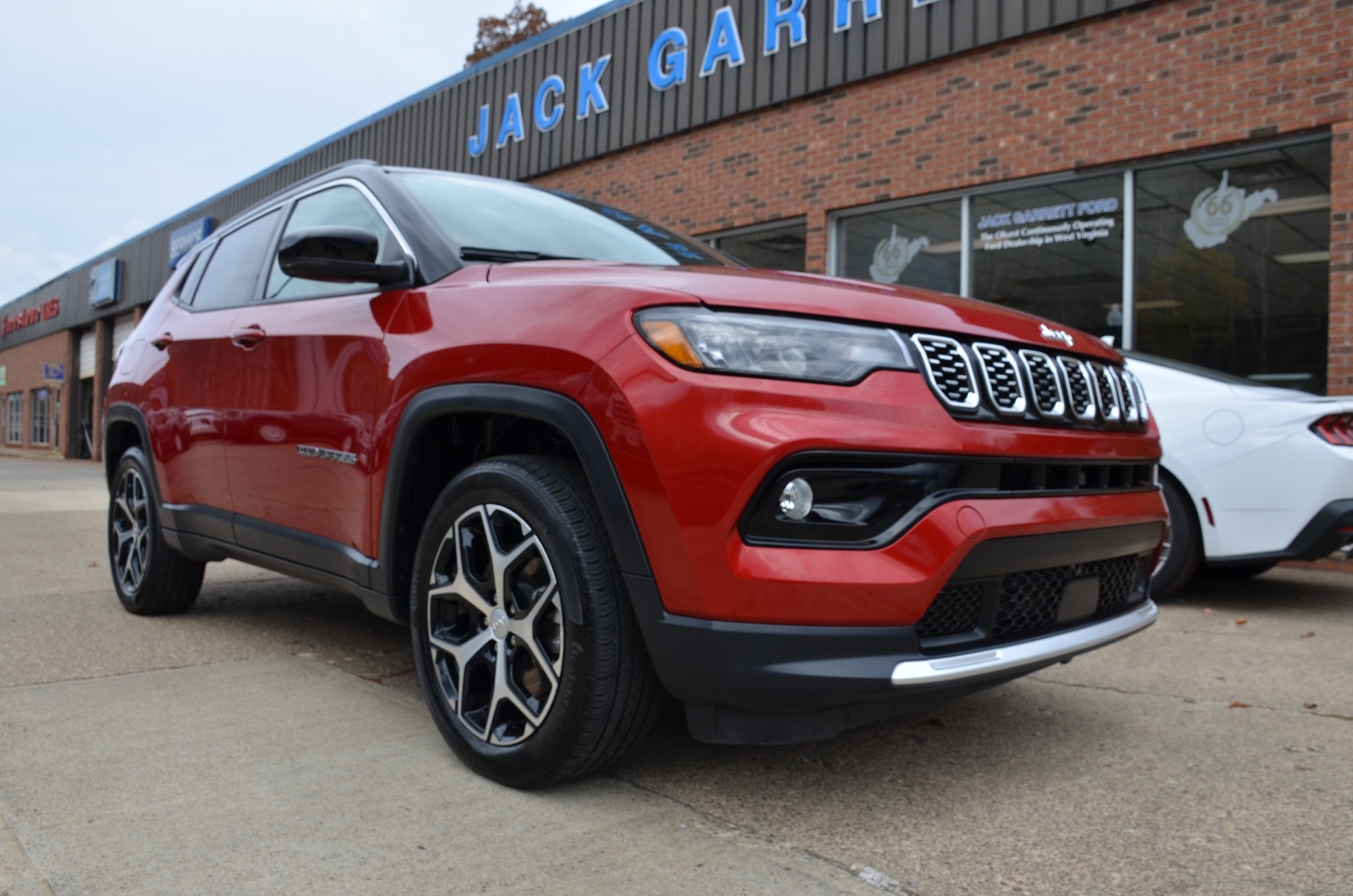 Used 2024 Jeep Compass Limited