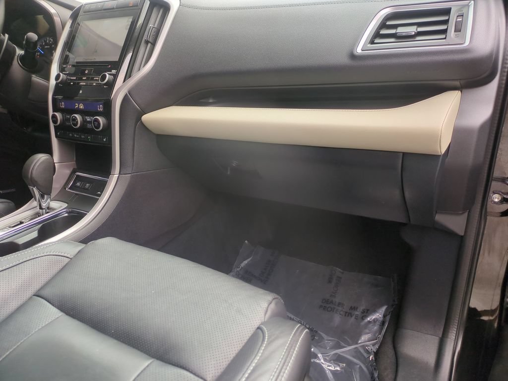 Used 2020 Subaru Ascent Limited w/ Technology Package AWD/4WD image 19