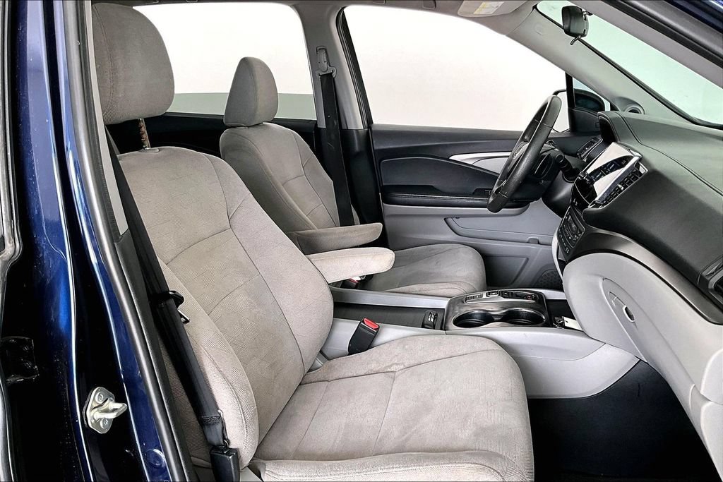 Used 2021 Honda Pilot EX image 6