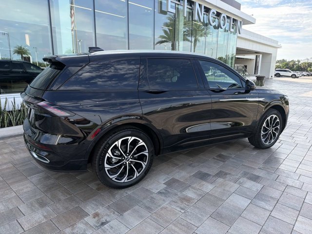 New 2026 Lincoln Nautilus Reserve AWD/4WD image 2