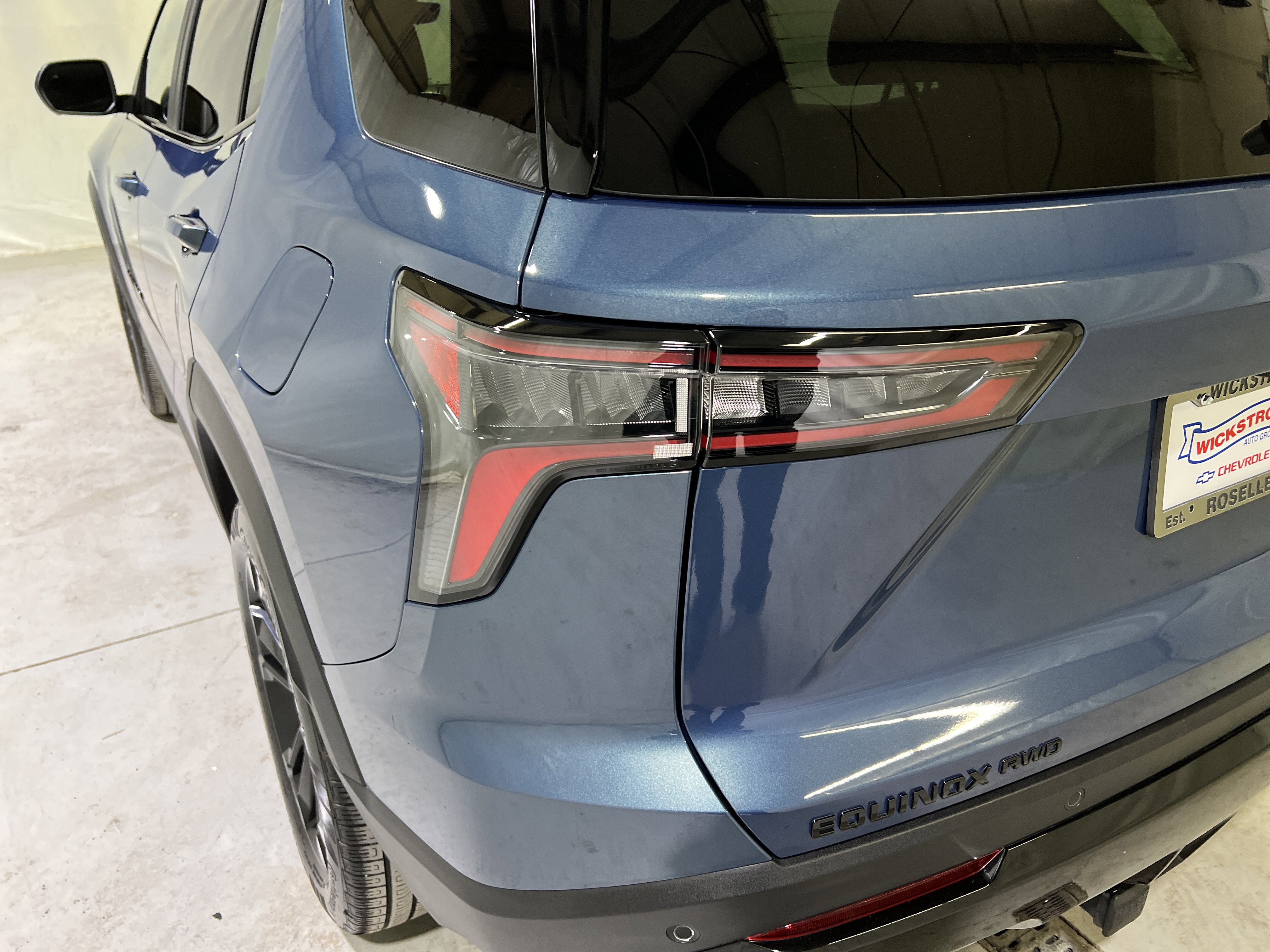 Used 2025 Chevrolet Equinox RS w/ Safety and Technology Package image 10