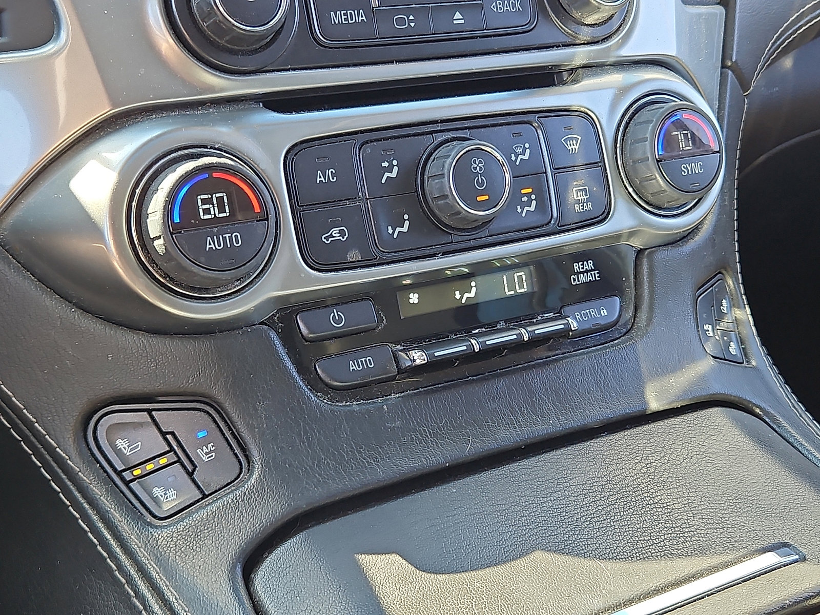 Used 2016 Chevrolet Tahoe LTZ image 14