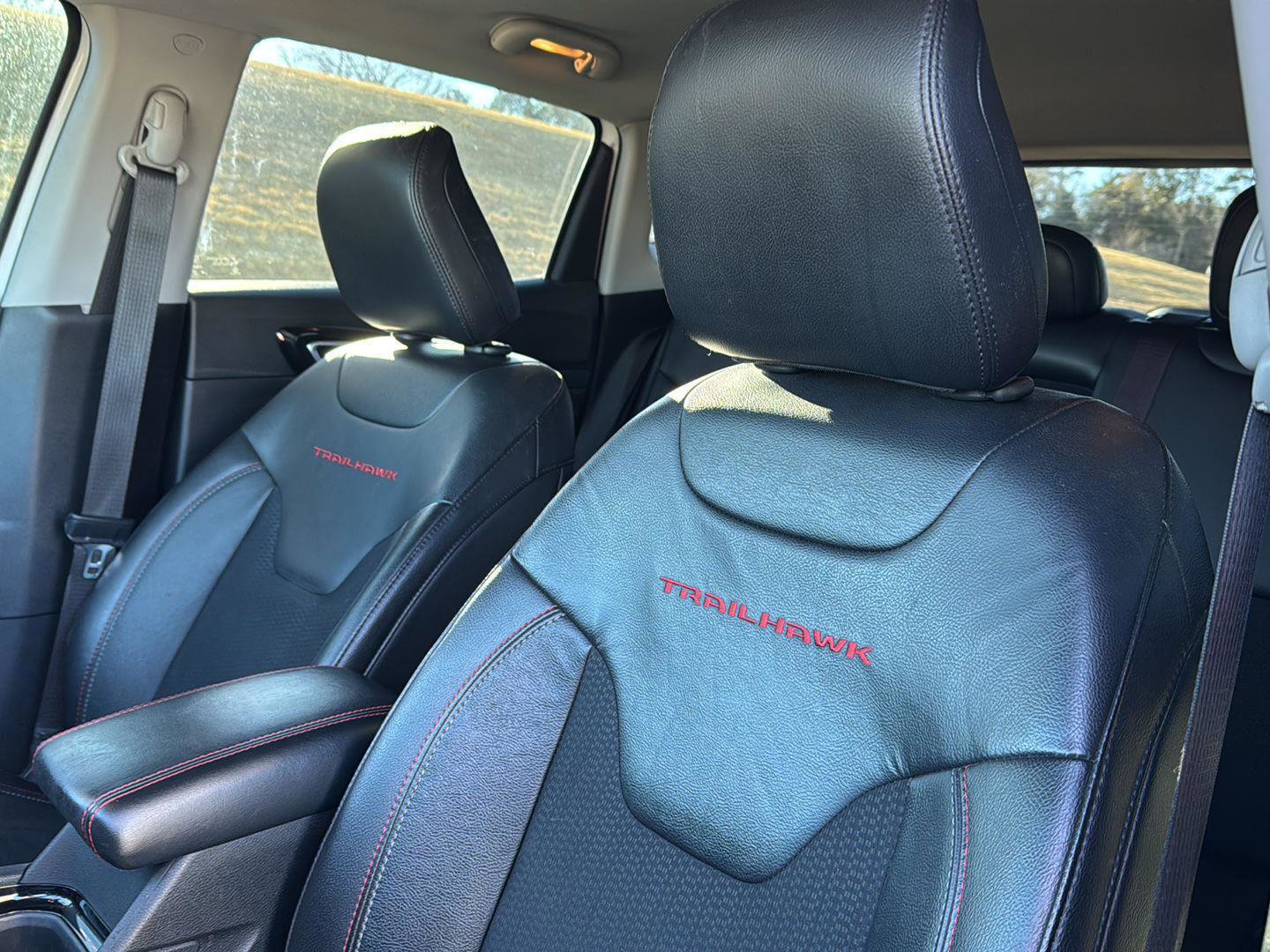 Used 2022 Jeep Compass Trailhawk image 25