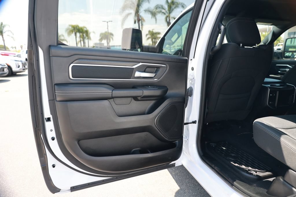 Used 2025 RAM 1500 Big Horn AWD/4WD image 33