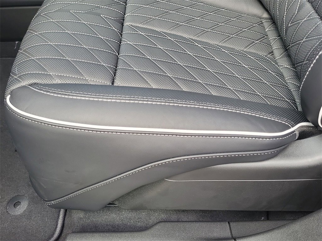 New 2026 Cadillac Lyriq V image 11