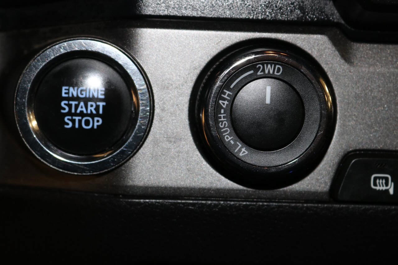 Used 2022 Toyota Tacoma TRD Off-Road image 36