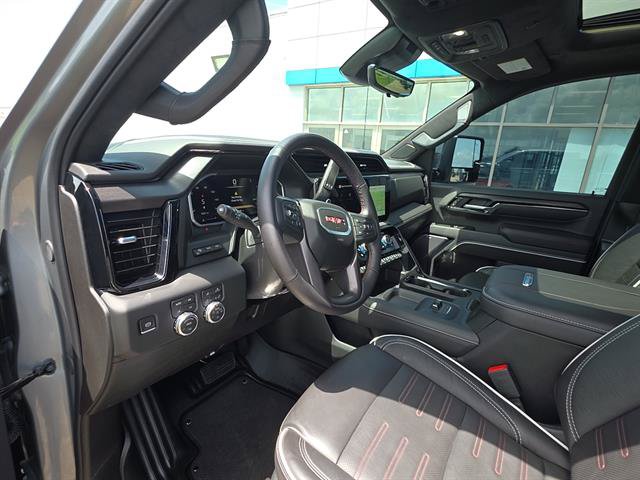 Used 2026 GMC Sierra 2500 AT4X AWD/4WD image 15