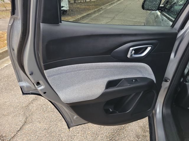 Used 2024 Jeep Compass Latitude w/ Altitude Special Edition image 30