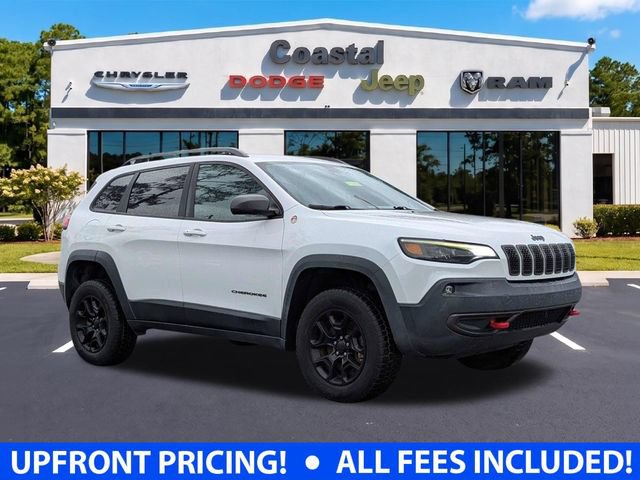 Used 2019 Jeep Cherokee Trailhawk AWD/4WD image 1
