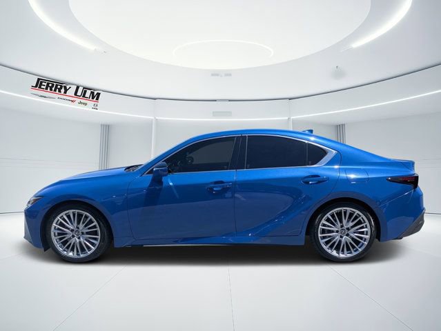 Used 2022 Lexus IS 300 w/ Premium Package RWD image 6