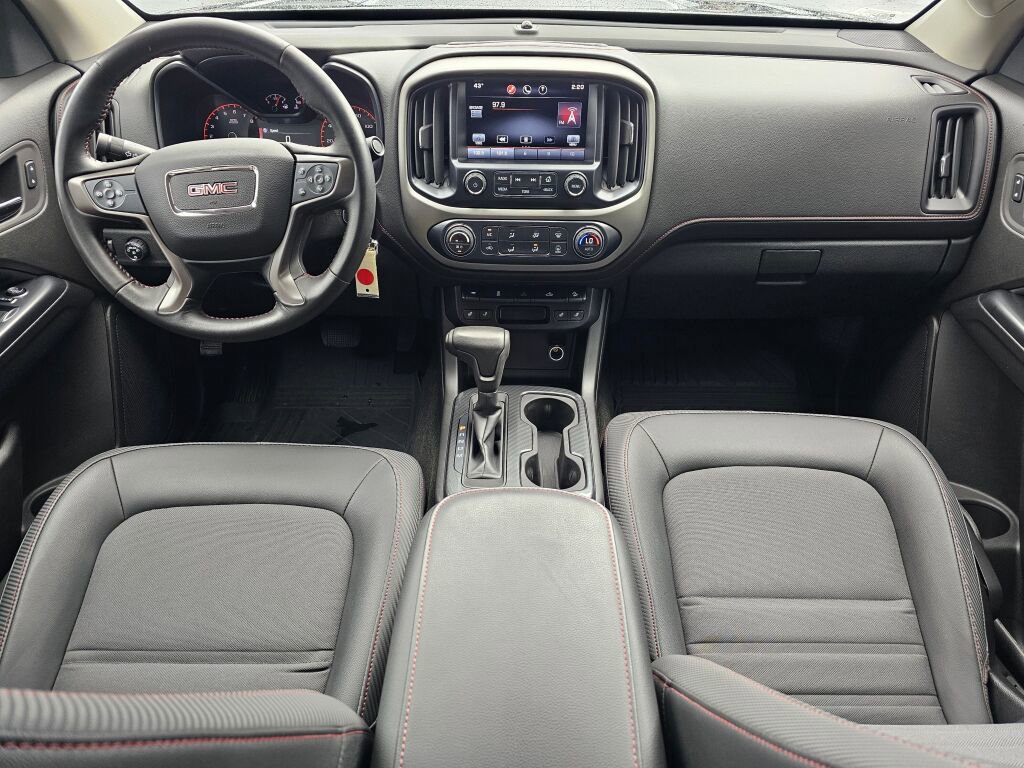 Used 2015 GMC Canyon SLE w/ All-Terrain Package AWD/4WD image 16