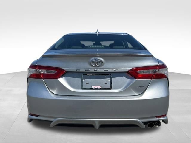 Used 2020 Toyota Camry SE w/ Audio Package FWD image 4