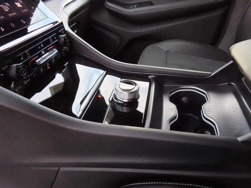 New 2025 Jeep Grand Cherokee Altitude image 6