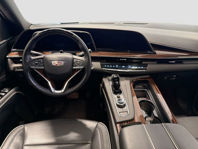 Used 2023 Cadillac Escalade Premium Luxury AWD/4WD image 22