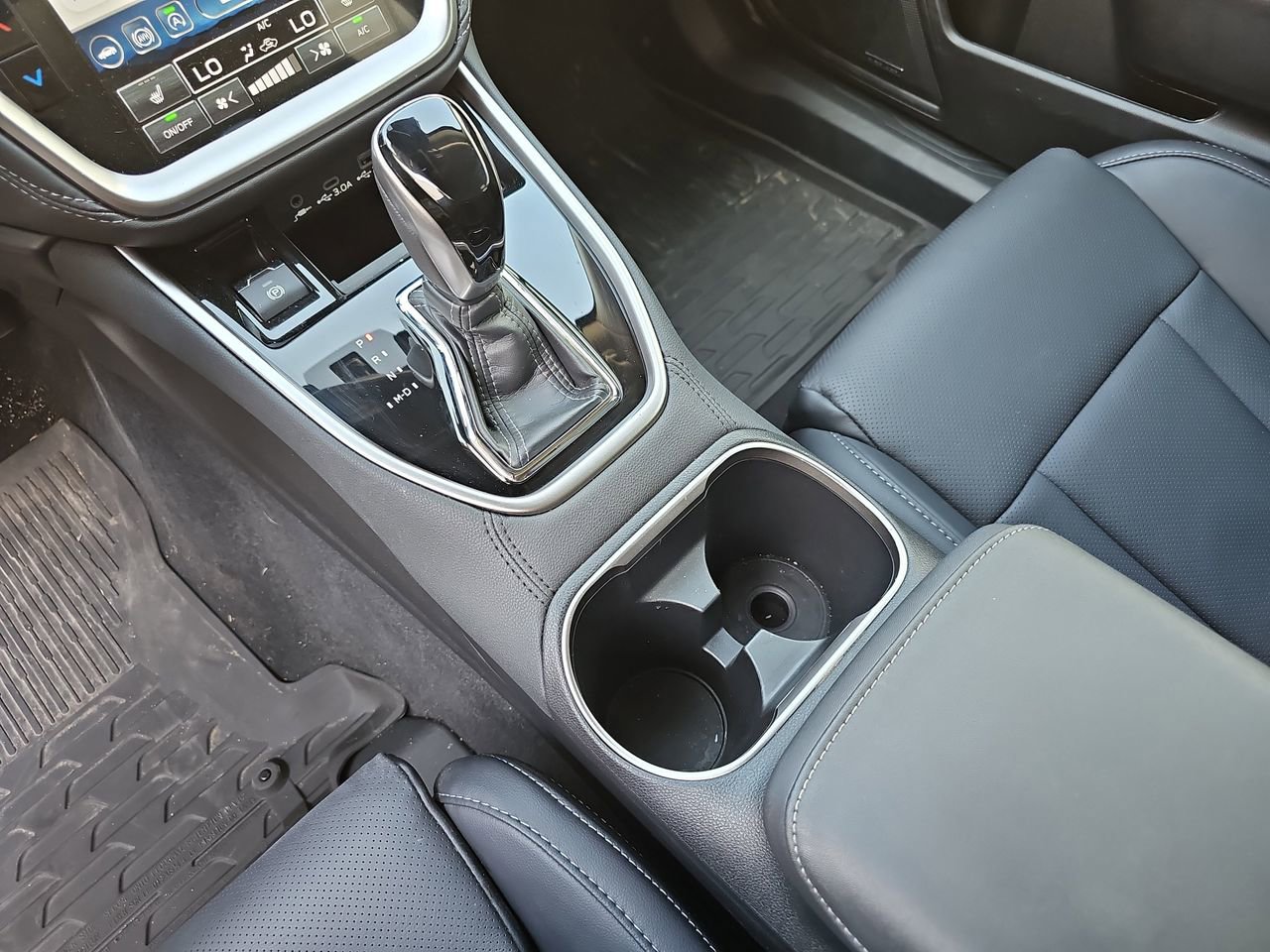 Certified 2025 Subaru Outback Limited image 31