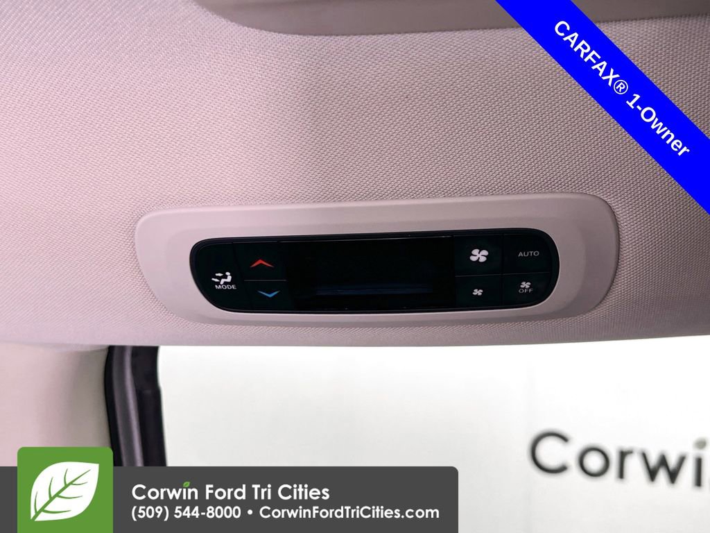 Used 2018 Chrysler Pacifica Touring Plus w/ Tire & Wheel Group image 29