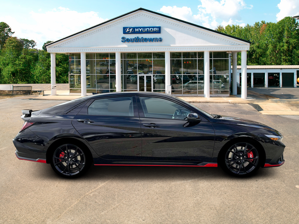 New 2026 Hyundai Elantra N FWD image 9