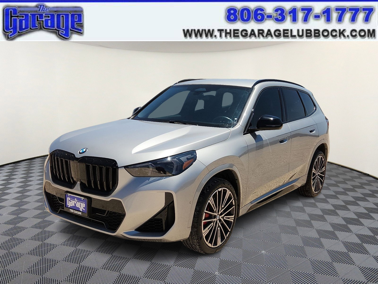 Used 2024 BMW X1 xDrive28i w/ M Sport Package AWD/4WD image 1