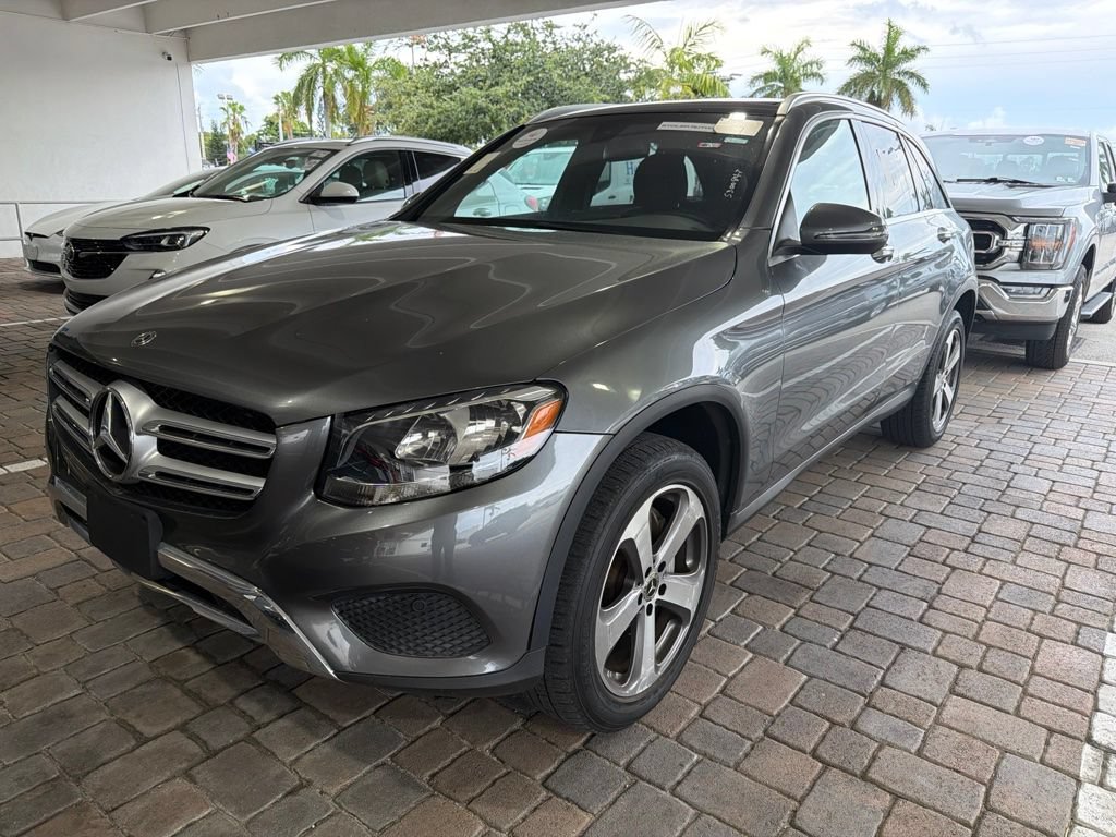 Used 2018 Mercedes-Benz GLC 300 4MATIC w/ Premium Package