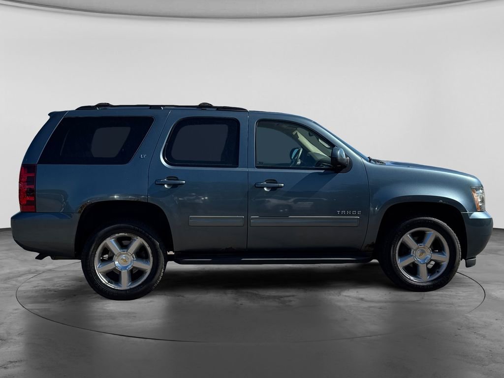 Used 2010 Chevrolet Tahoe LT w/ Luxury Package AWD/4WD image 10