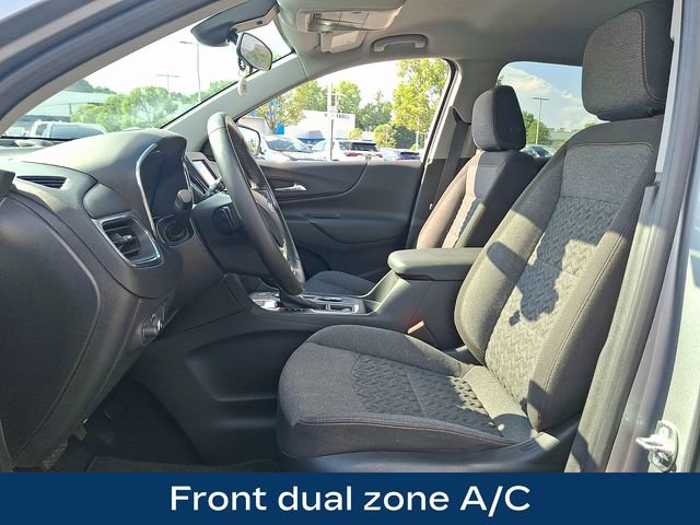 Used 2024 Chevrolet Equinox LT AWD/4WD image 2