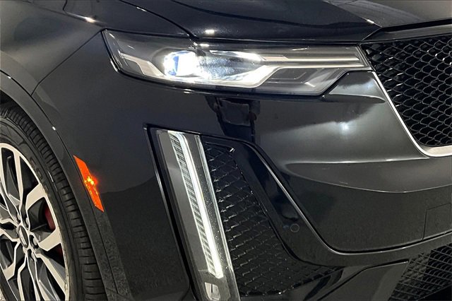 Used 2023 Cadillac XT6 Sport image 33